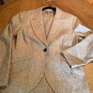 Escada Sport Tweed Lined Suit. Jacket sz44, Pant sz 46.